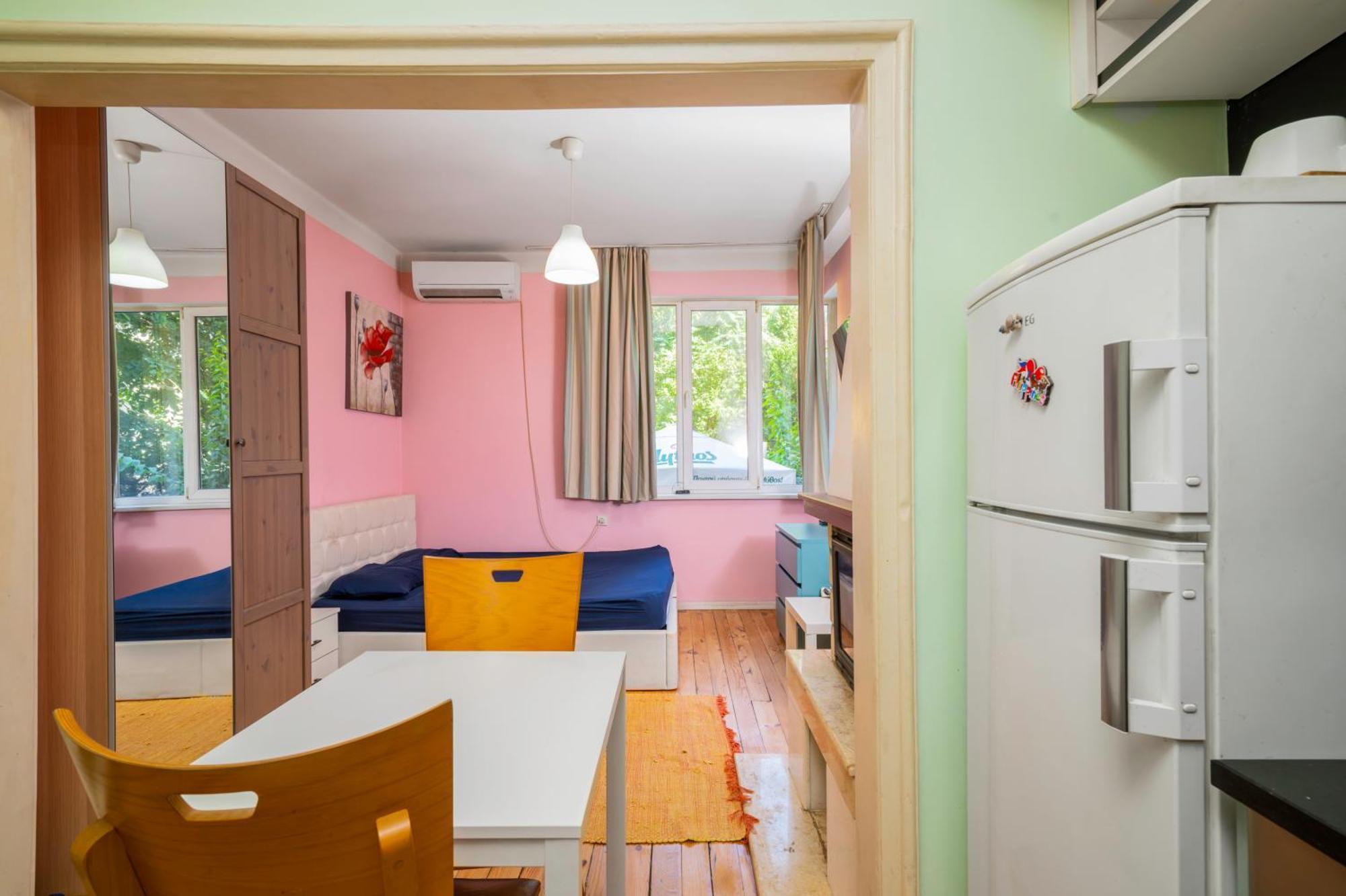 Appartement Sofia'S 1Bd Colourful Getaway Near Ndk Extérieur photo